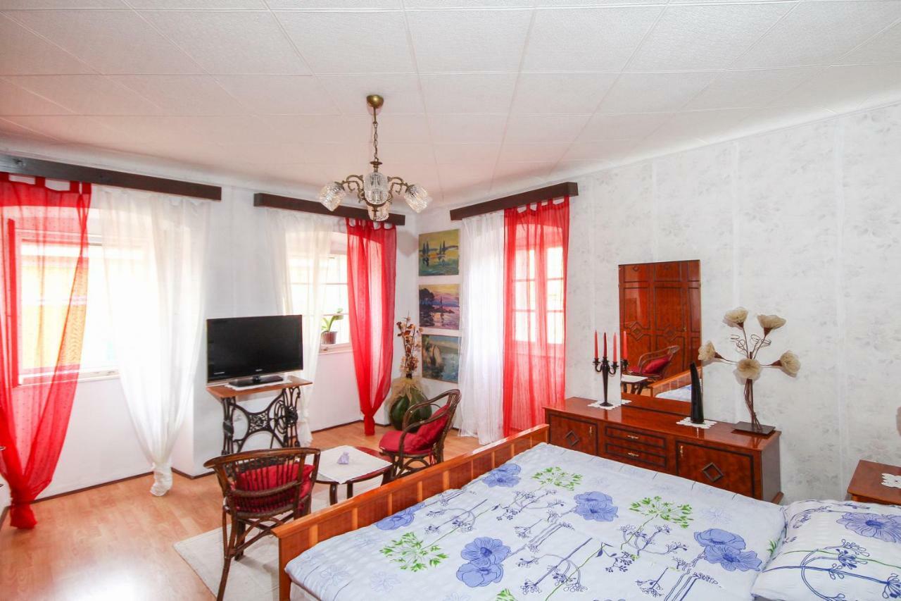 Apartment Johanna Opatija Exterior photo